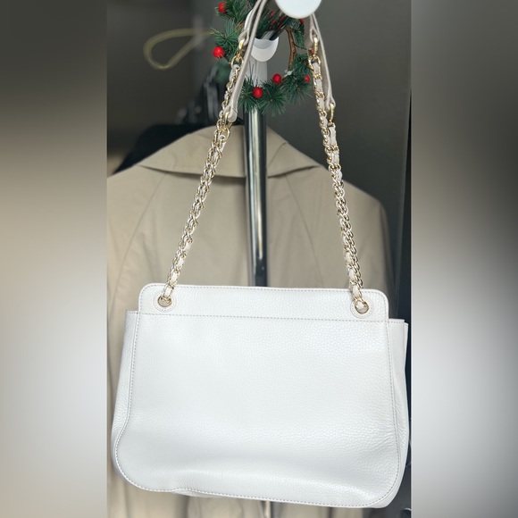 Tory Burch Light Gray Quilted Shoulder Bag - Picture 4 of 10